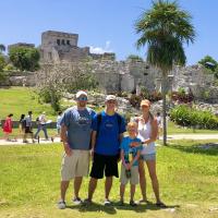 A visit to Tulum with her son and nephew