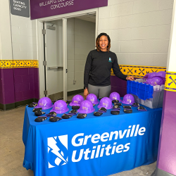 Cort Bazemore at an ECU Basketball Game