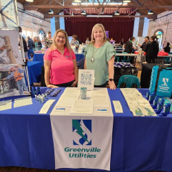 Aracely Smith and Carrie Peed at Beaufort County Job & Resource Fair