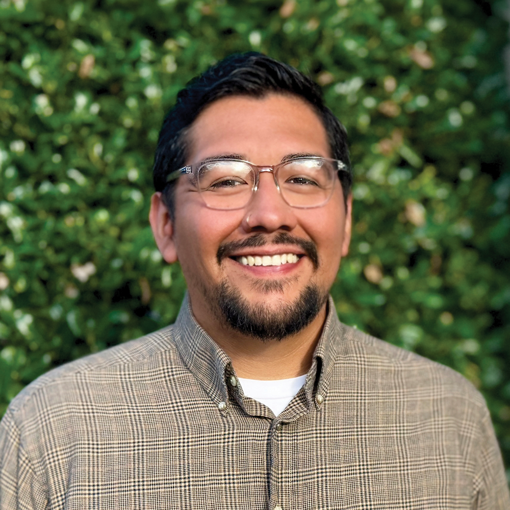 Arnold Hernandez, IT Support Specialist II	