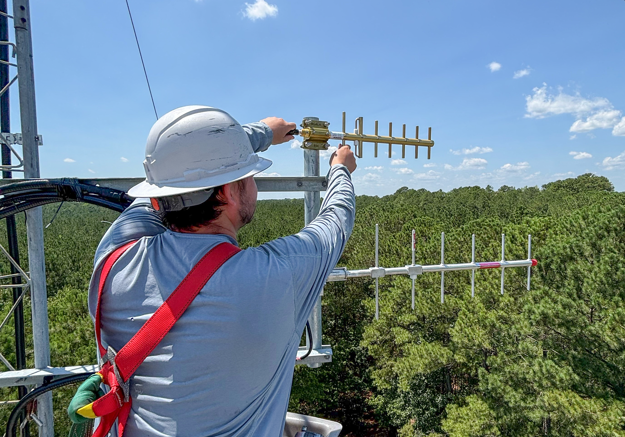 Installing an antenna at a substation