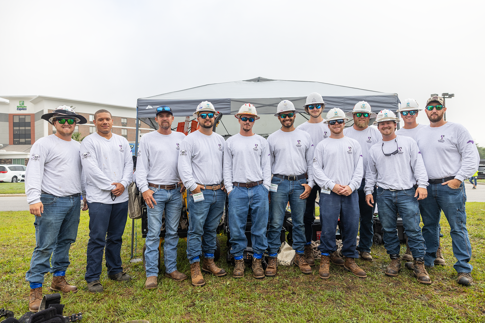 GUC rodeo team with 12 members